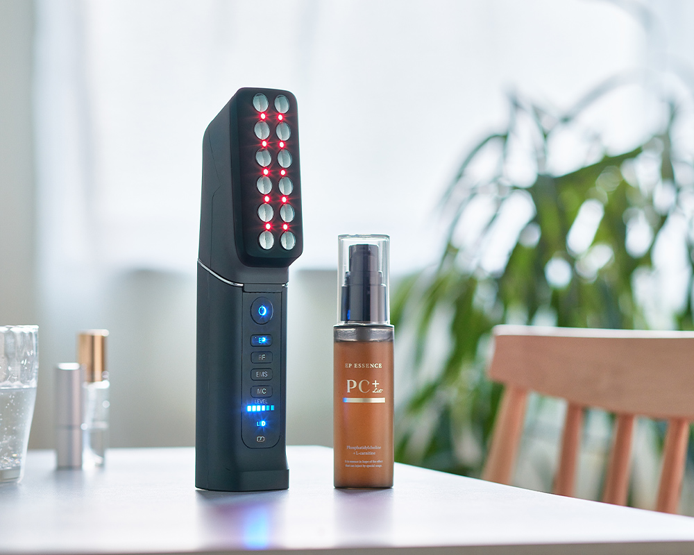 イーピーエッセンス・PC＋リット 50mL | 美容機器サブスクサービスの